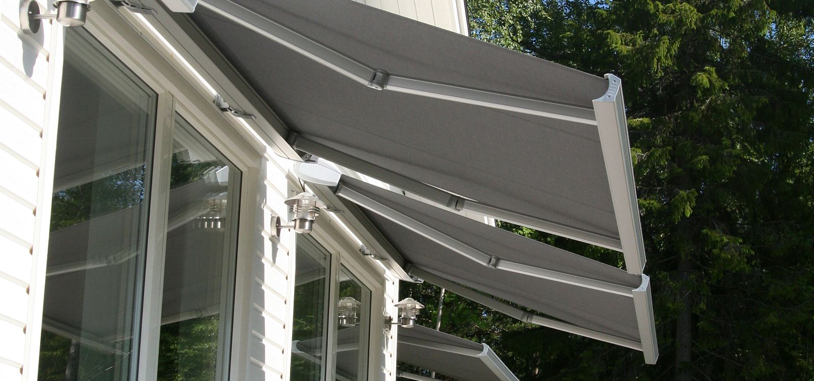 Folding arm Awnings